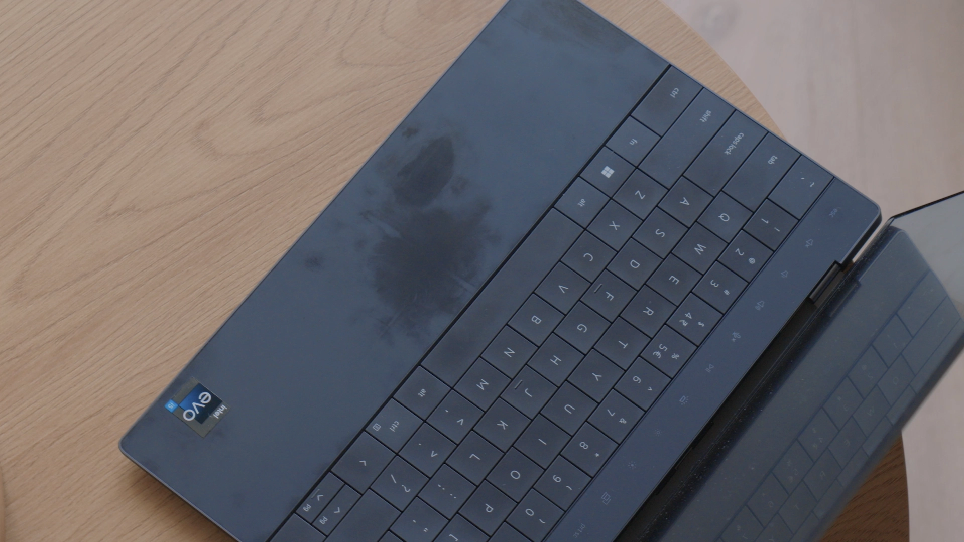 macbook-air-m1-recenzja